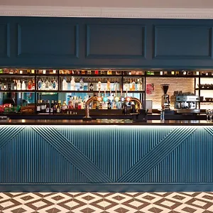 Thistle London Heathrow Terminal 5 Hotel Hillingdon