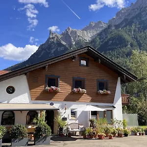Garni Edlhuber Frühstückspension Mittenwald