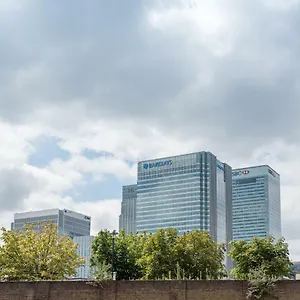 Centra Wharf Apartamento Londres