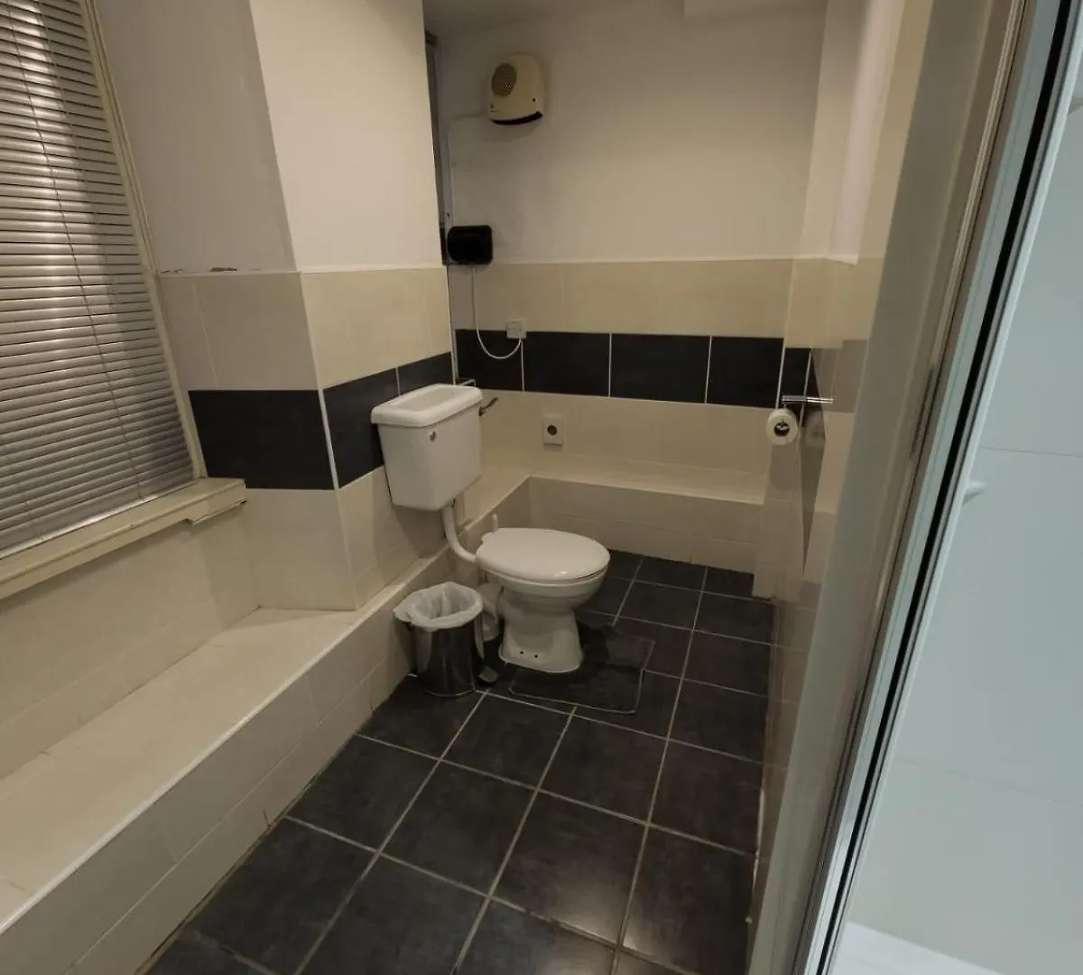 Belford Hostel EDI